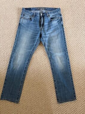 American Eagle Men's Straight Fit Light Blue Denim Jeans